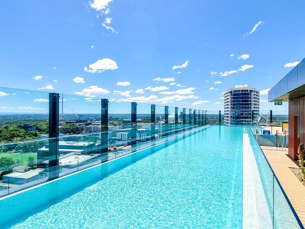 The St Leonards Sub-Penthouse — photo 3 of 5